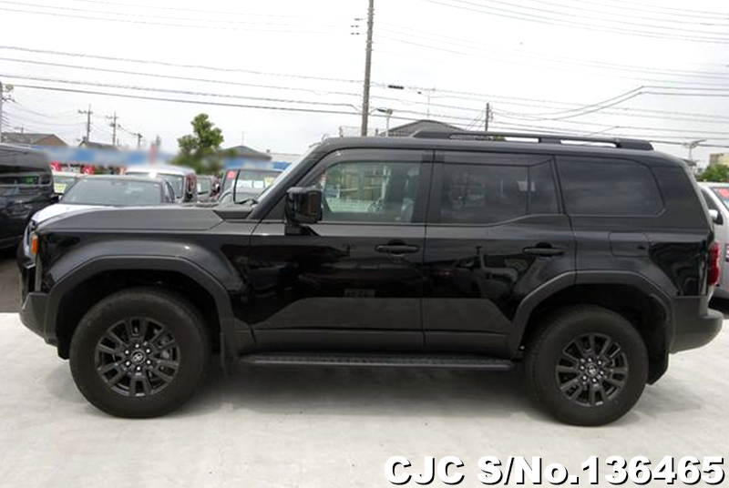 Toyota Land Cruiser 250 in Black for Sale Image 7