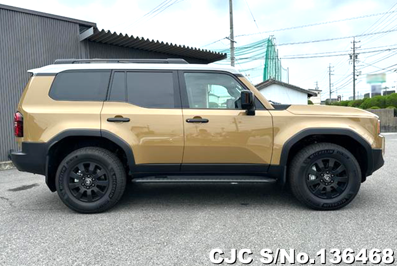 Toyota Land Cruiser 250 in Sand for Sale Image 5