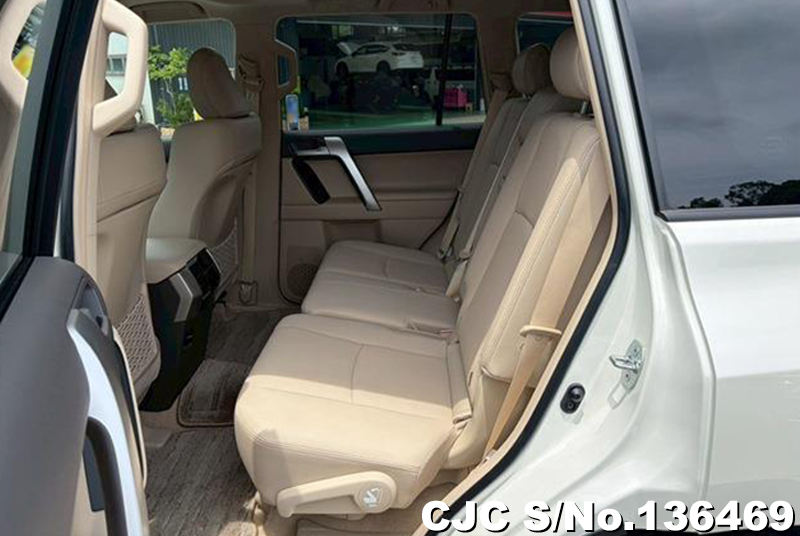 Toyota Land Cruiser Prado in Pearl for Sale Image 13