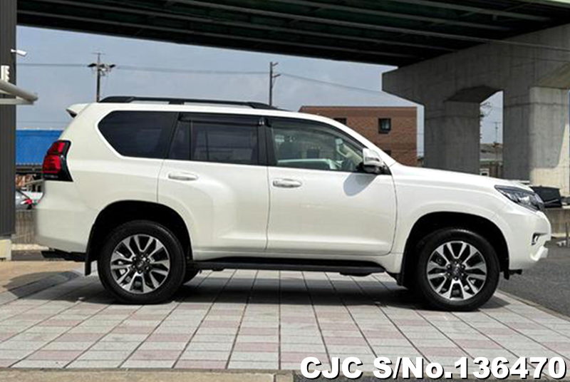 Toyota Land Cruiser Prado in Pearl for Sale Image 4