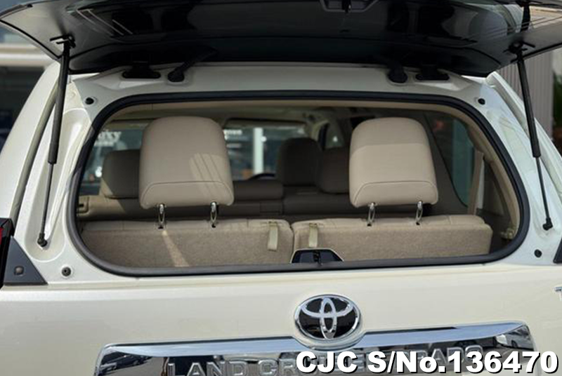Toyota Land Cruiser Prado in Pearl for Sale Image 6