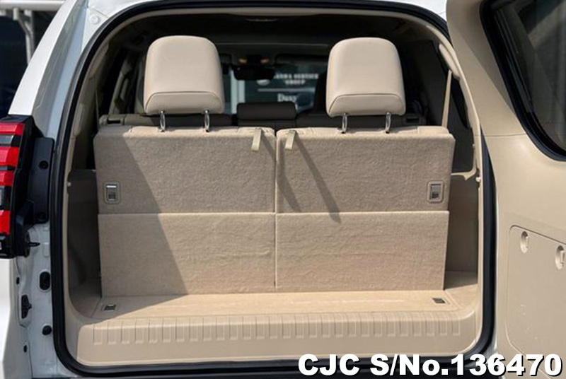 Toyota Land Cruiser Prado in Pearl for Sale Image 7