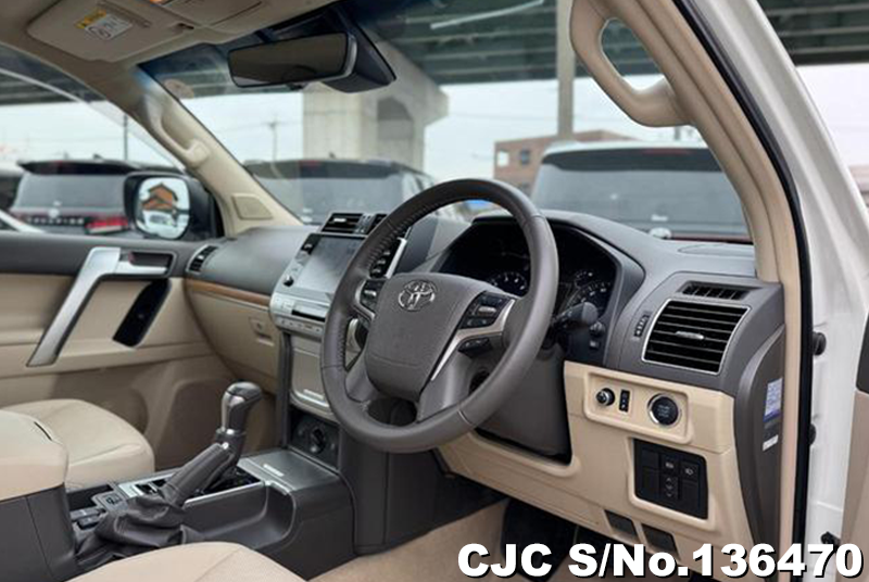 Toyota Land Cruiser Prado in Pearl for Sale Image 10
