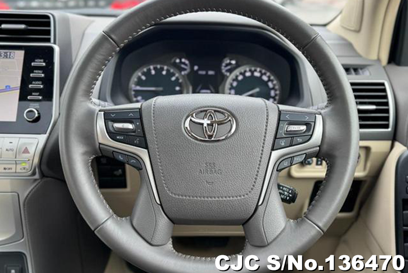 Toyota Land Cruiser Prado in Pearl for Sale Image 15
