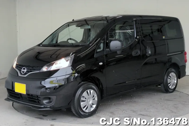 Nissan NV200 in Black for Sale Image 3