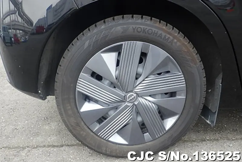 Nissan Note in Black for Sale Image 16