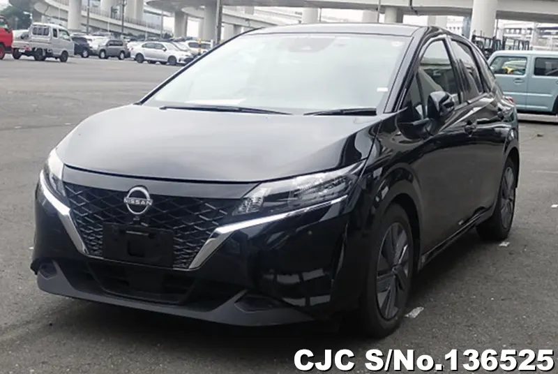 Nissan Note in Black for Sale Image 3