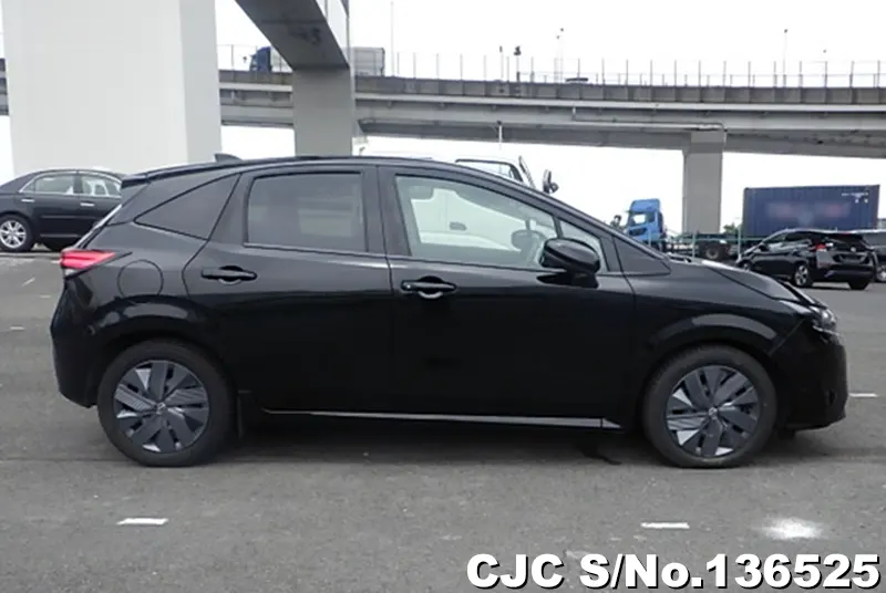 Nissan Note in Black for Sale Image 6