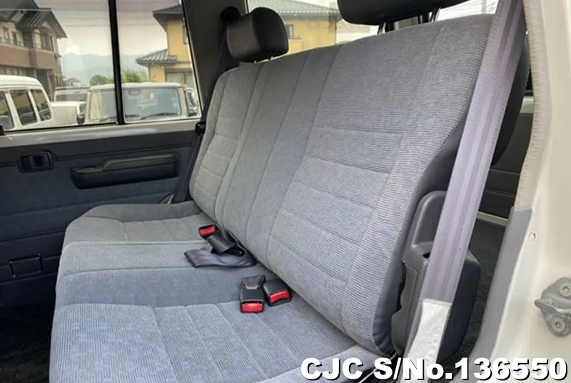 Toyota Land Cruiser in White for Sale Image 11