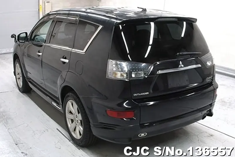 Mitsubishi Outlander in Black for Sale Image 1