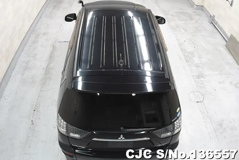Mitsubishi Outlander in Black for Sale Image 2