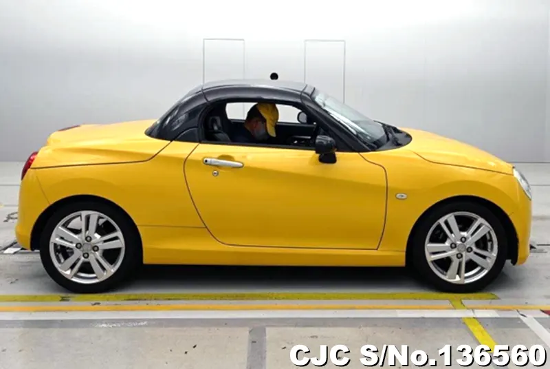 Daihatsu Copen in Yellow for Sale Image 6