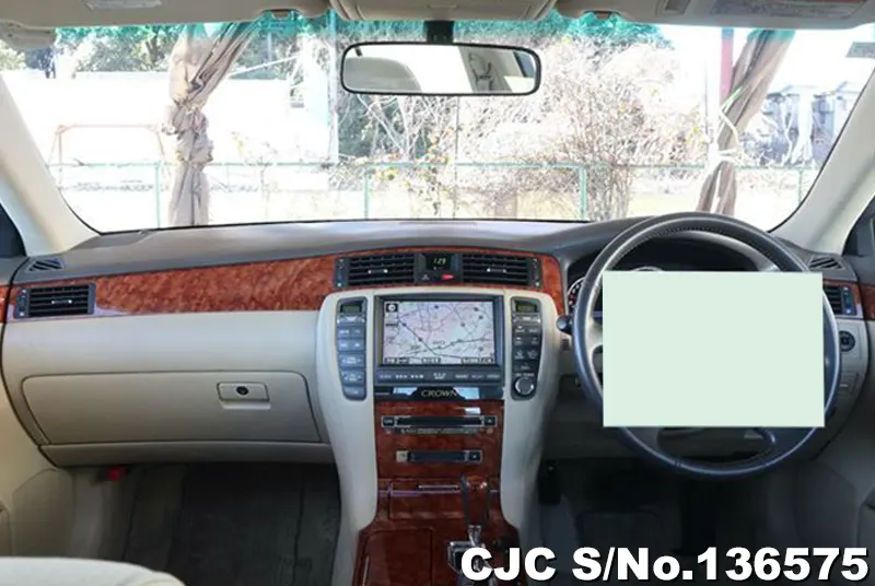 Toyota Crown in Silver for Sale Image 4