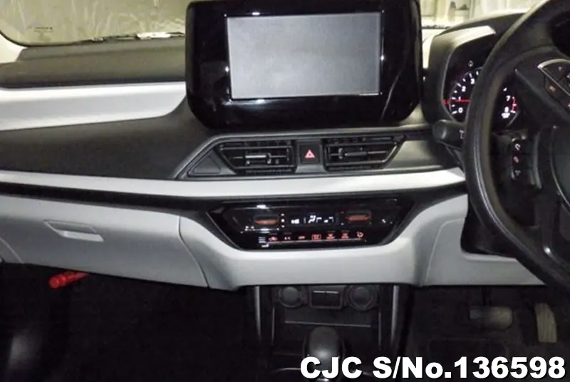 Suzuki Swift in Silver for Sale Image 7