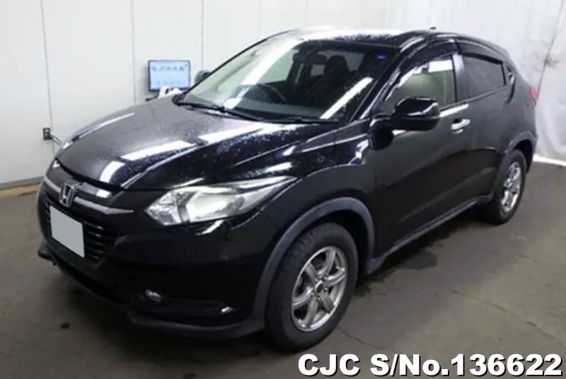Honda Vezel in Black for Sale Image 3