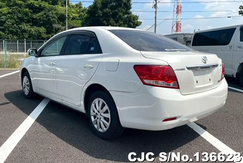 Toyota Allion in White for Sale Image 1