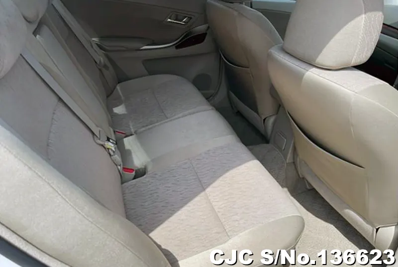 Toyota Allion in White for Sale Image 7