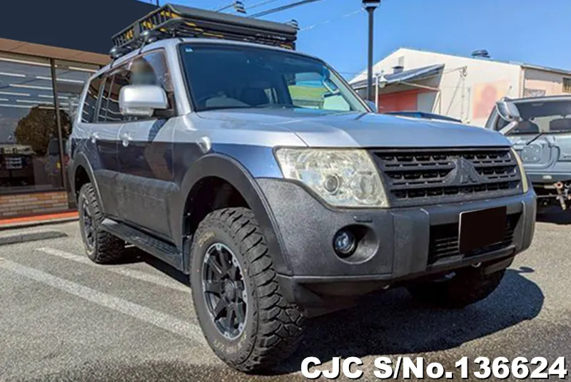 Mitsubishi / Pajero 2008