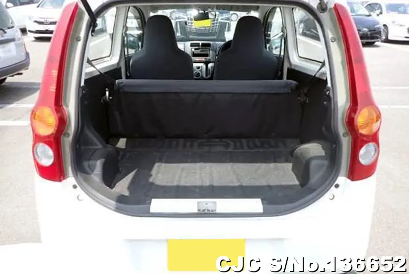 Daihatsu Mira in White for Sale Image 2