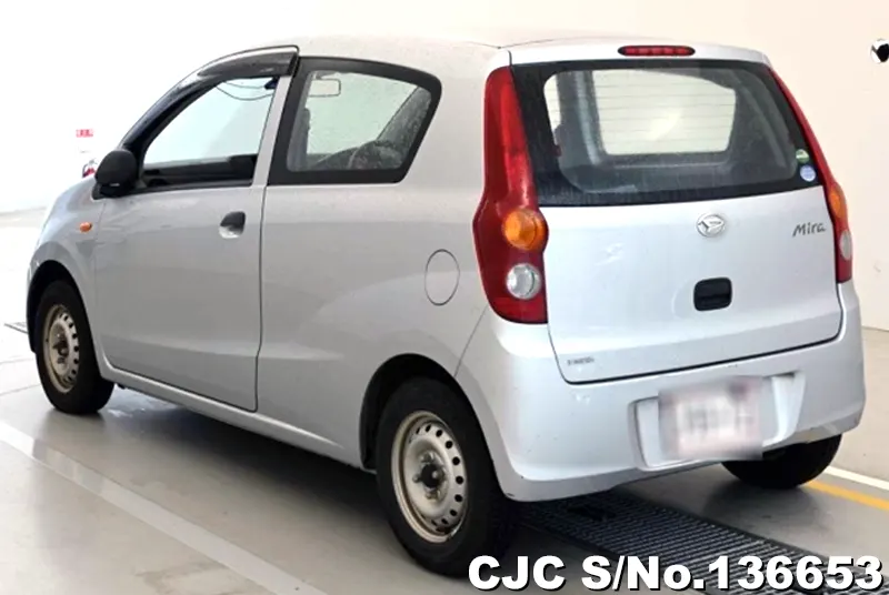 Daihatsu Mira in Silver for Sale Image 1