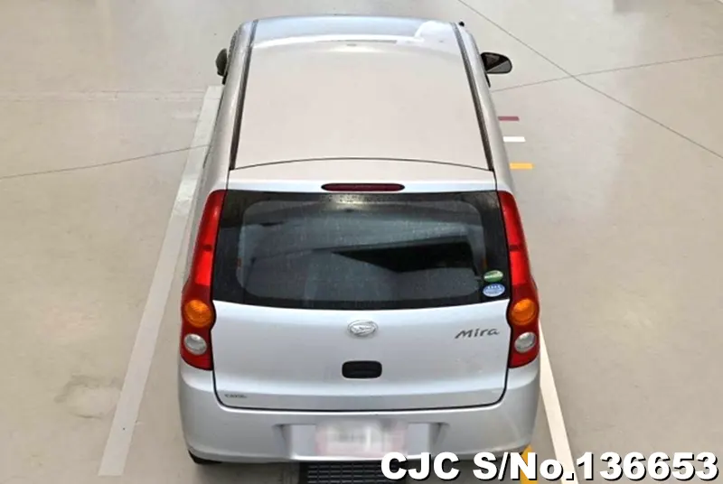 Daihatsu Mira in Silver for Sale Image 5
