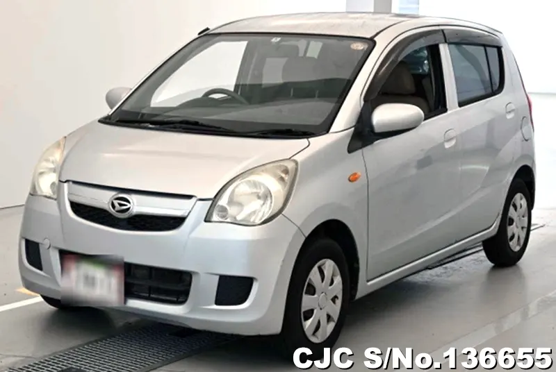Daihatsu Mira in Silver for Sale Image 3