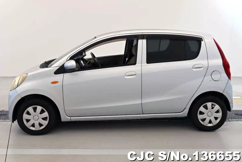 Daihatsu Mira in Silver for Sale Image 5