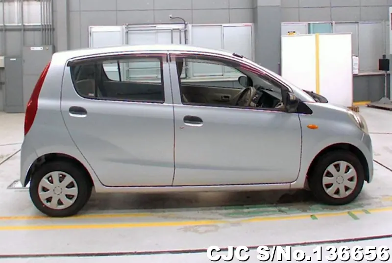 Daihatsu Mira in Silver for Sale Image 4