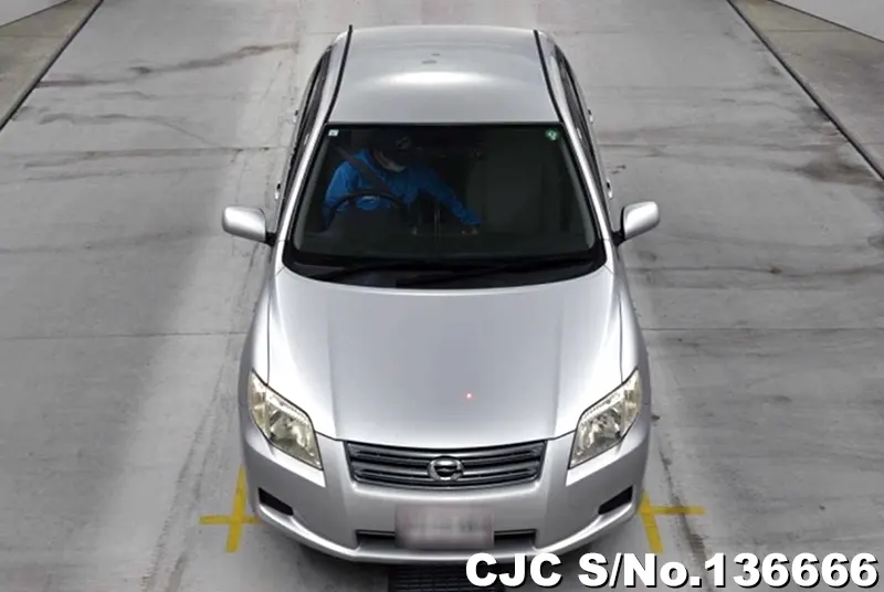 Toyota Corolla Axio in Silver for Sale Image 4