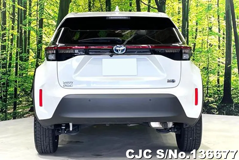 Toyota Yaris Cross in Pearl for Sale Image 3