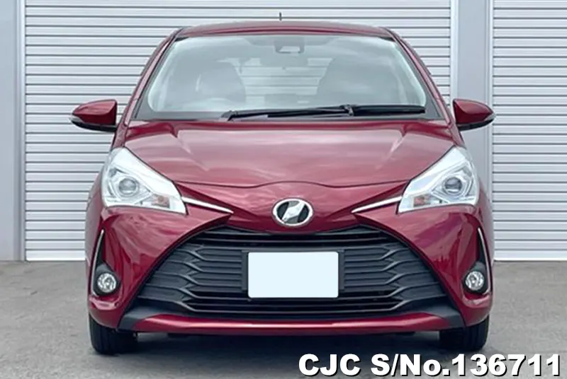 Toyota Vitz in Red for Sale Image 1