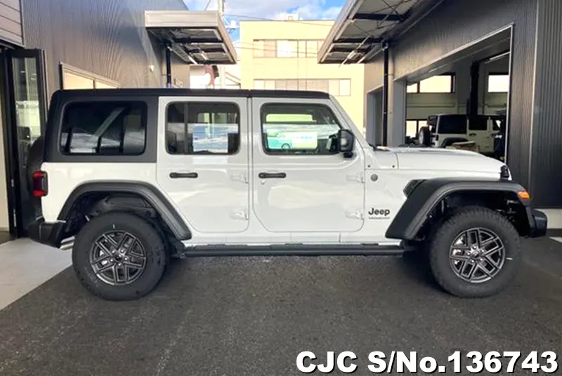 Chrysler Jeep Wrangler in White for Sale Image 3
