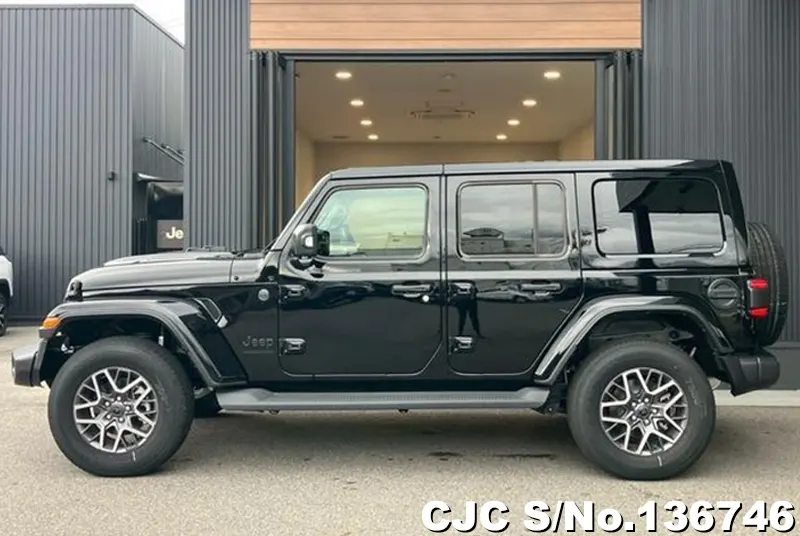 Chrysler Jeep Wrangler in Black for Sale Image 4