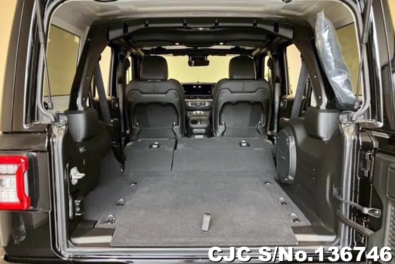 Chrysler Jeep Wrangler in Black for Sale Image 5