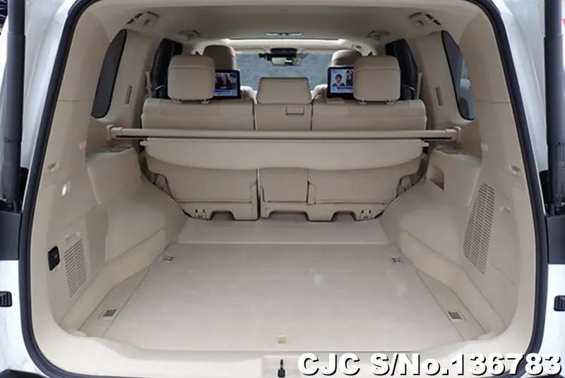 Toyota Land Cruiser in Pearl for Sale Image 8