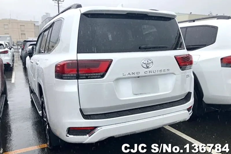 Toyota Land Cruiser in Pearl for Sale Image 1