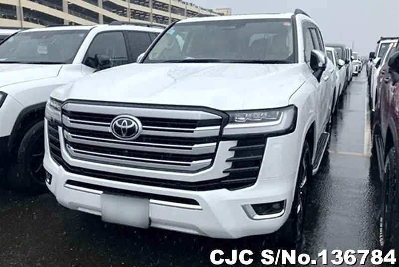Toyota Land Cruiser in Pearl for Sale Image 3