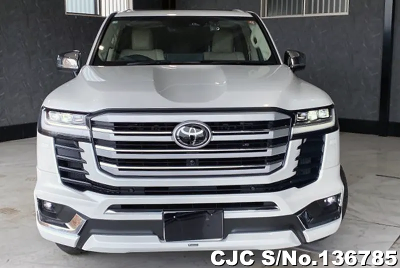 Toyota Land Cruiser in Pearl for Sale Image 4