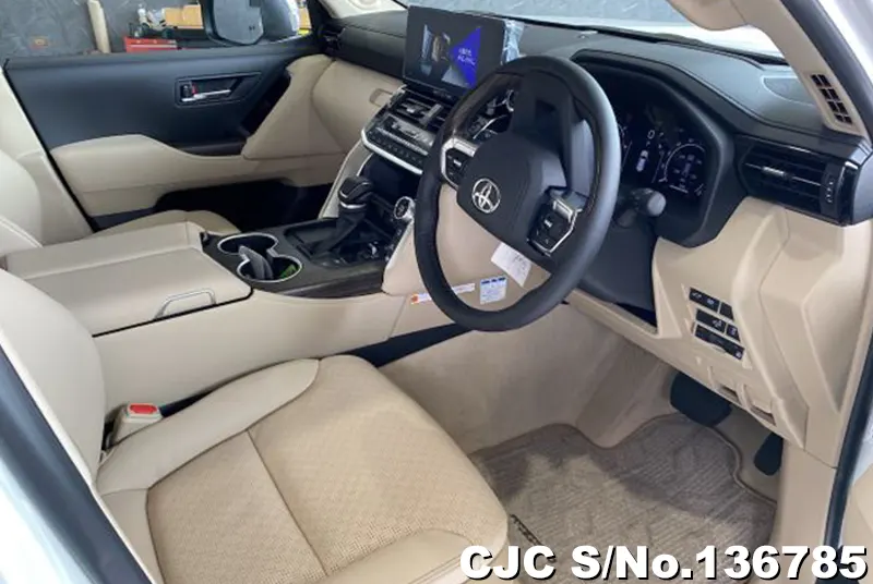 Toyota Land Cruiser in Pearl for Sale Image 10