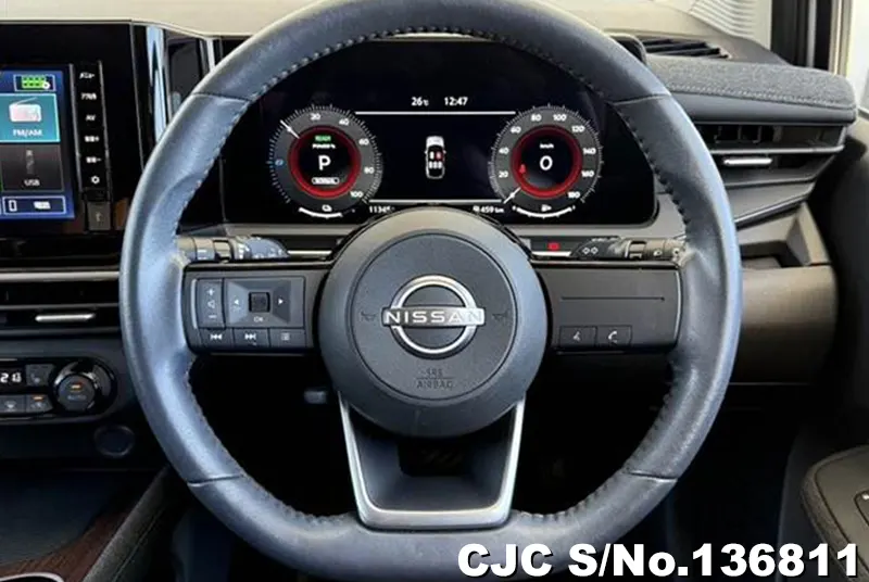 Nissan Aura e-Power in Pearl for Sale Image 11