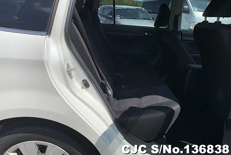 Toyota Corolla Fielder in Pearl for Sale Image 12