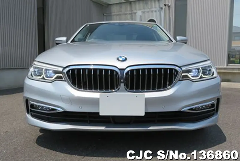 BMW 5 Series in Silver for Sale Image 3