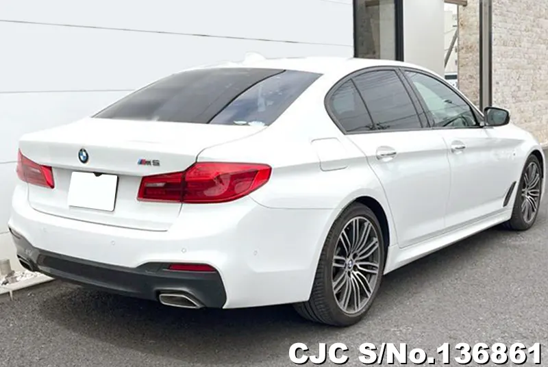 BMW 5 Series in White for Sale Image 1