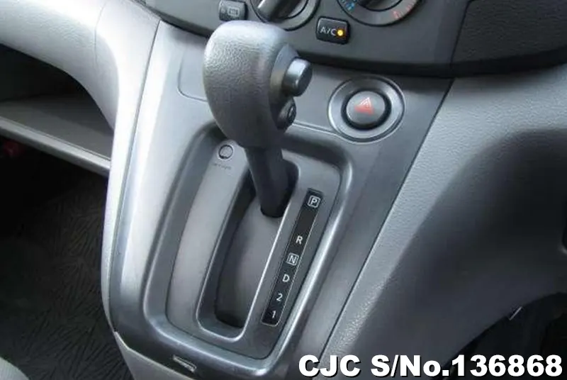 Nissan NV200 in White for Sale Image 8