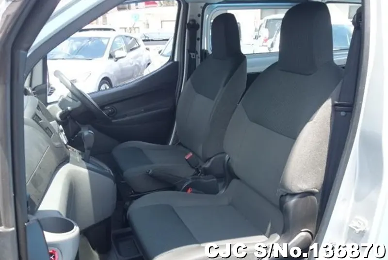 Nissan NV200 in Silver for Sale Image 6