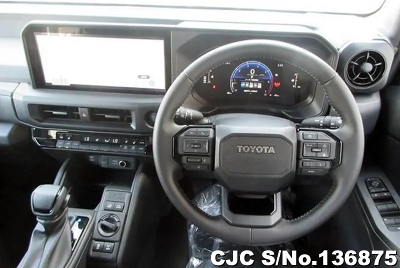 Toyota Land Cruiser FJ in Pearl for Sale Image 8