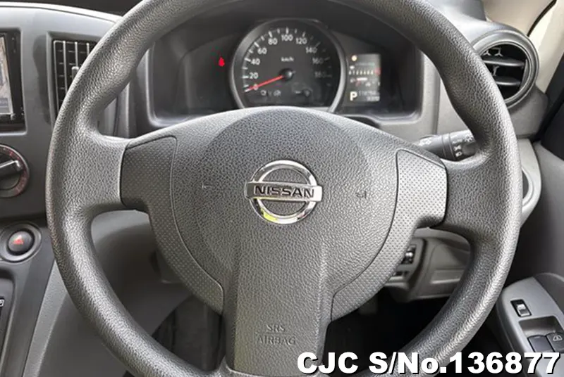 Nissan NV200 in Silver for Sale Image 12