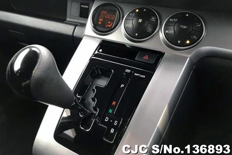 Toyota Corolla Rumion in Wine for Sale Image 20