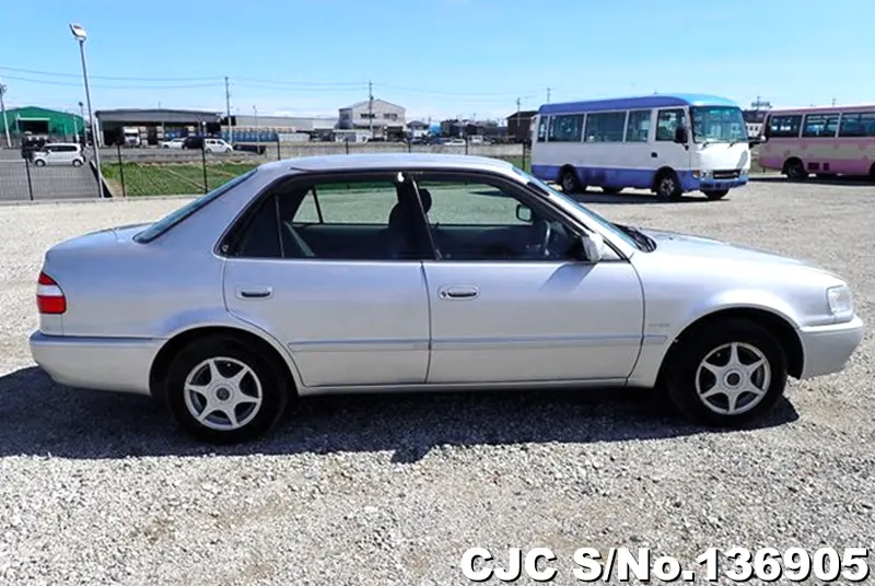 Toyota Corolla in Silver for Sale Image 6