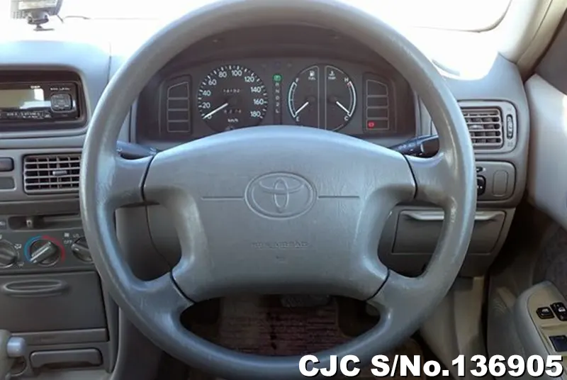 Toyota Corolla in Silver for Sale Image 22